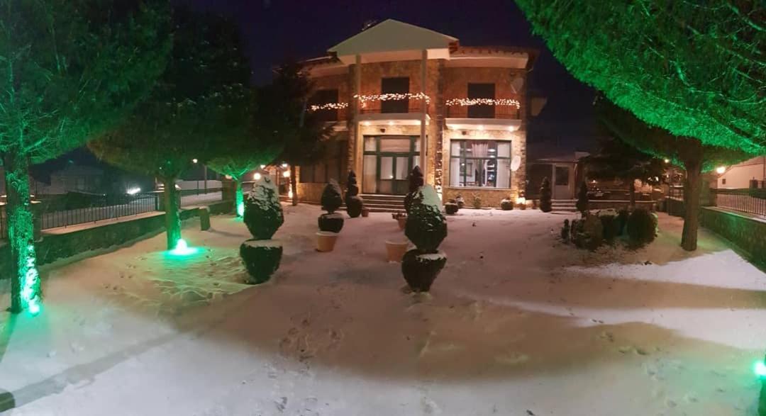 Krystal Hotel Krystallopigi Luaran gambar
